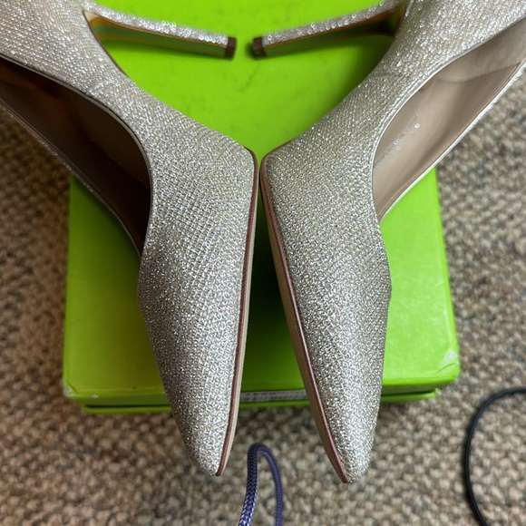 NWTIB - Sam Edelman Womens Hazel Pointed Toe Pump, Gold Mesh - Size 8 😍 - Picture 5 of 17